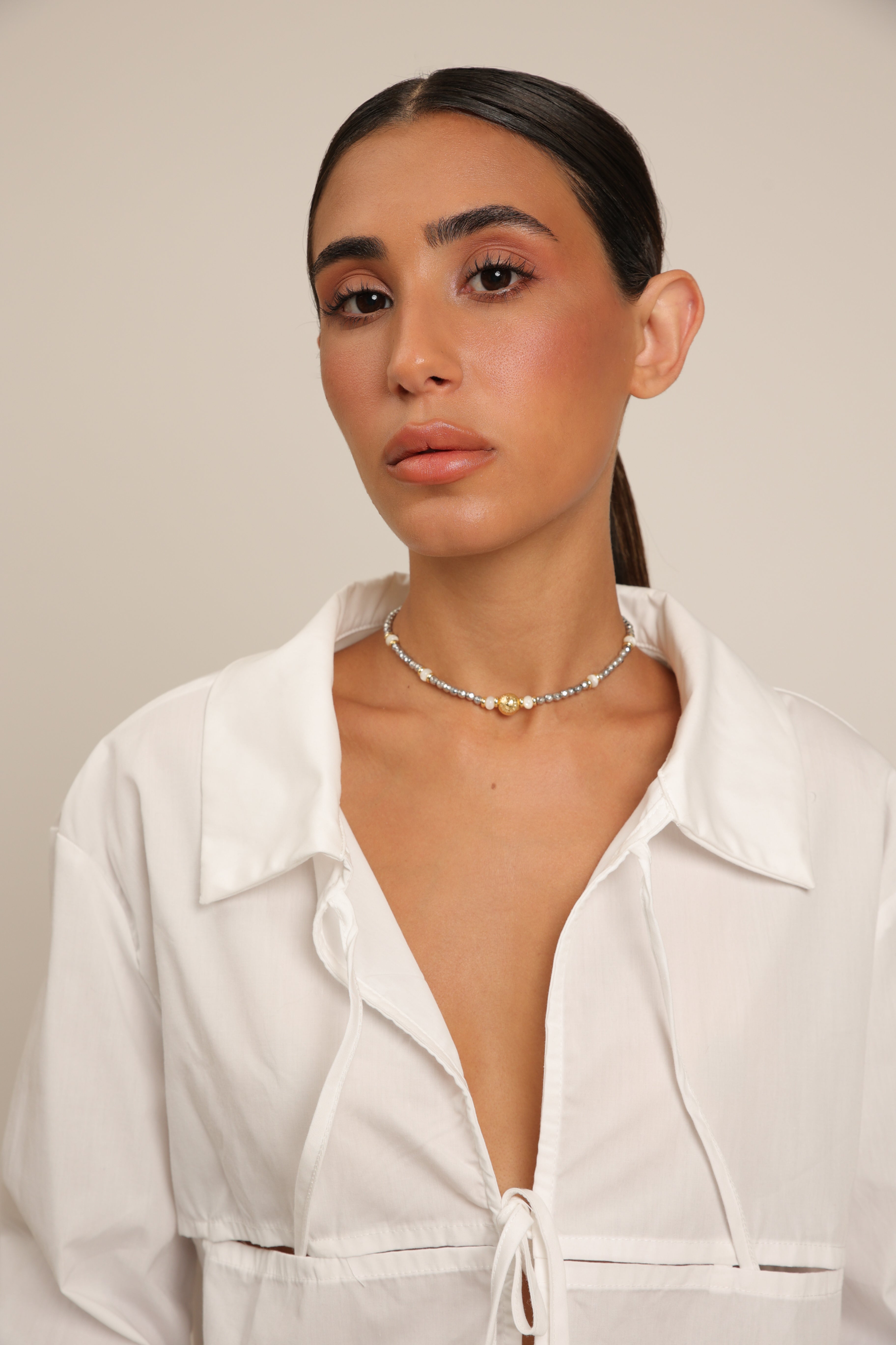 Hematite Choker with Mother of Pearl