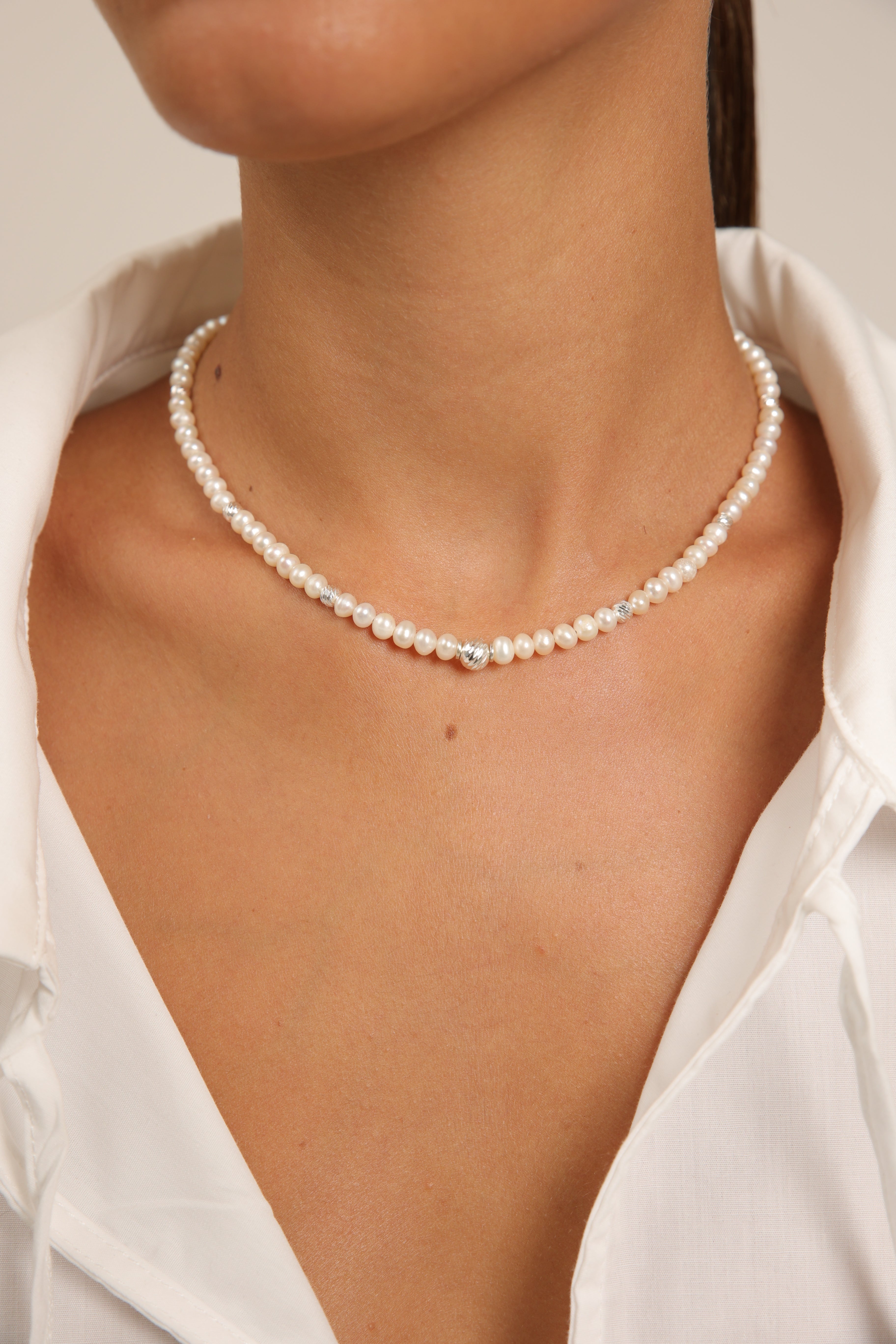 Pearl Necklace with Round Spheres