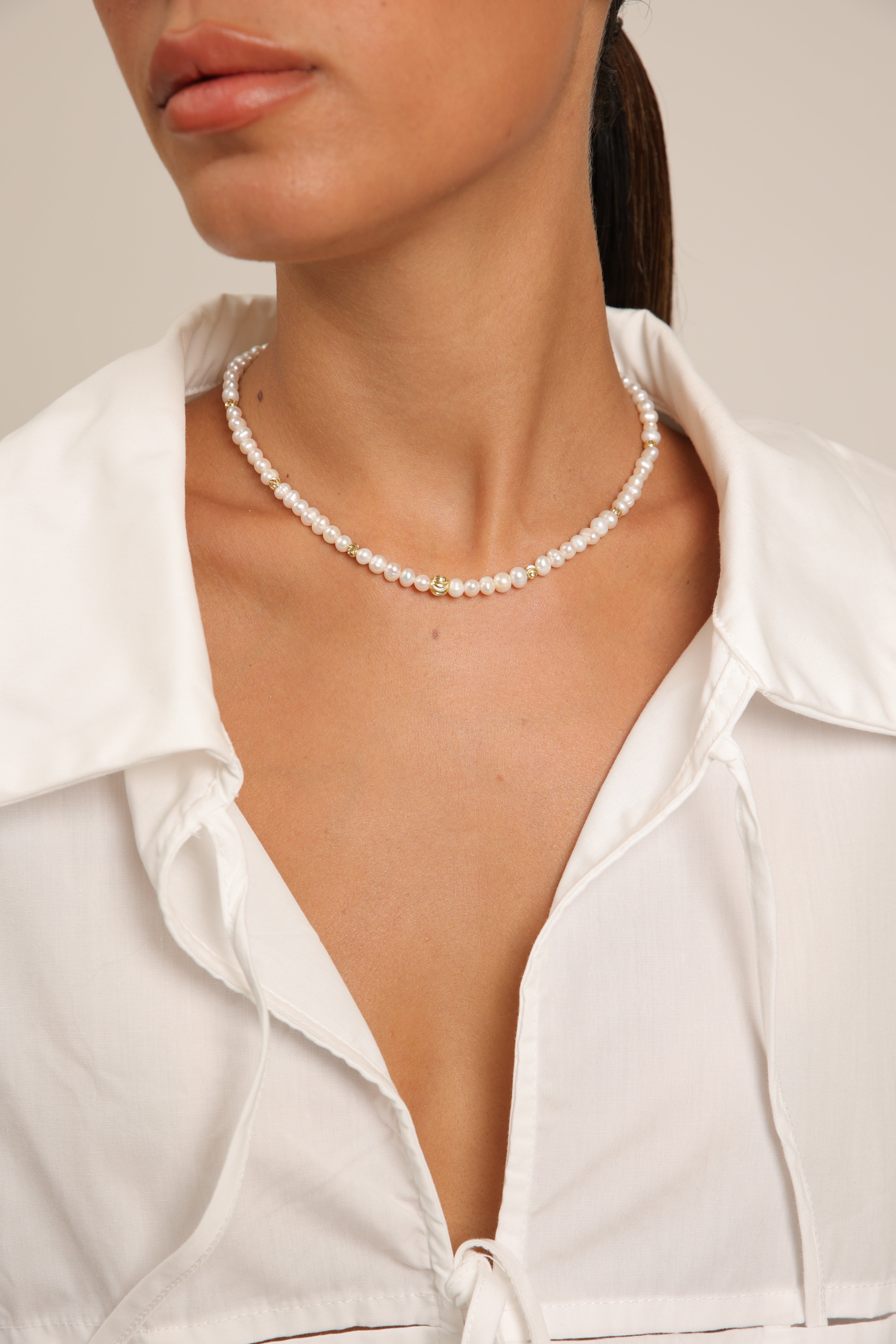 Pearl Necklace with Round Spheres