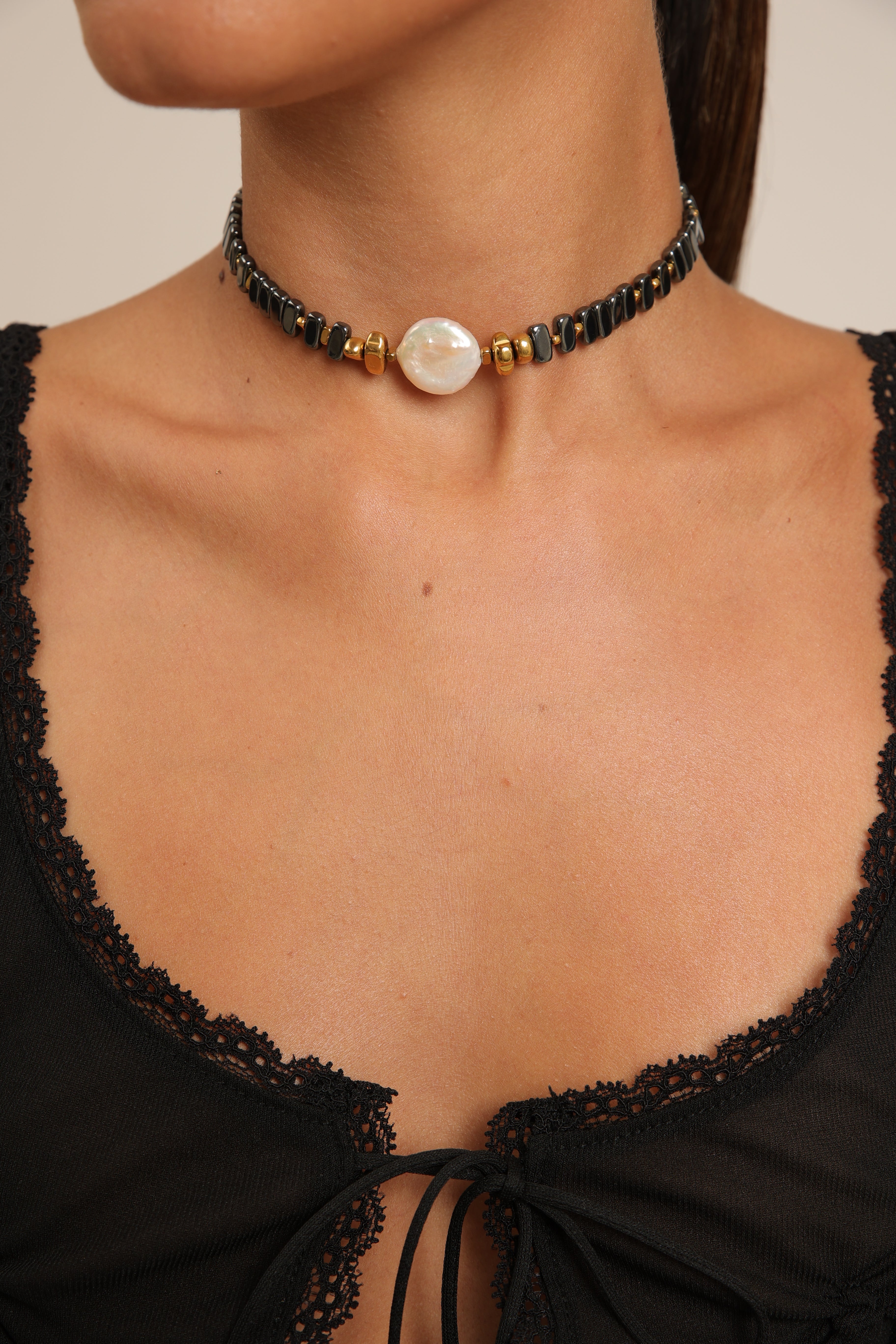 Hematite Choker and Central Pearl