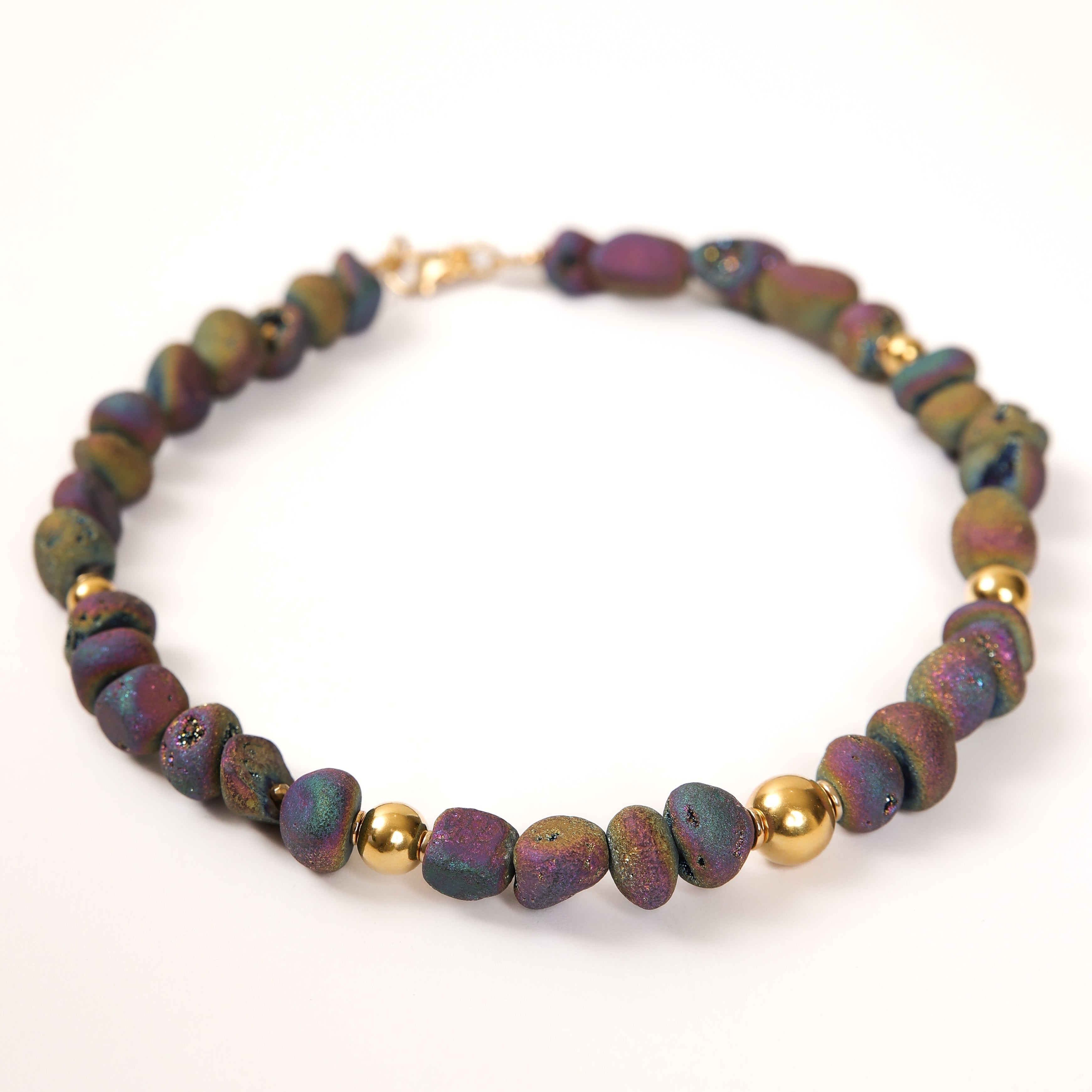 Gargantilla de รกgata