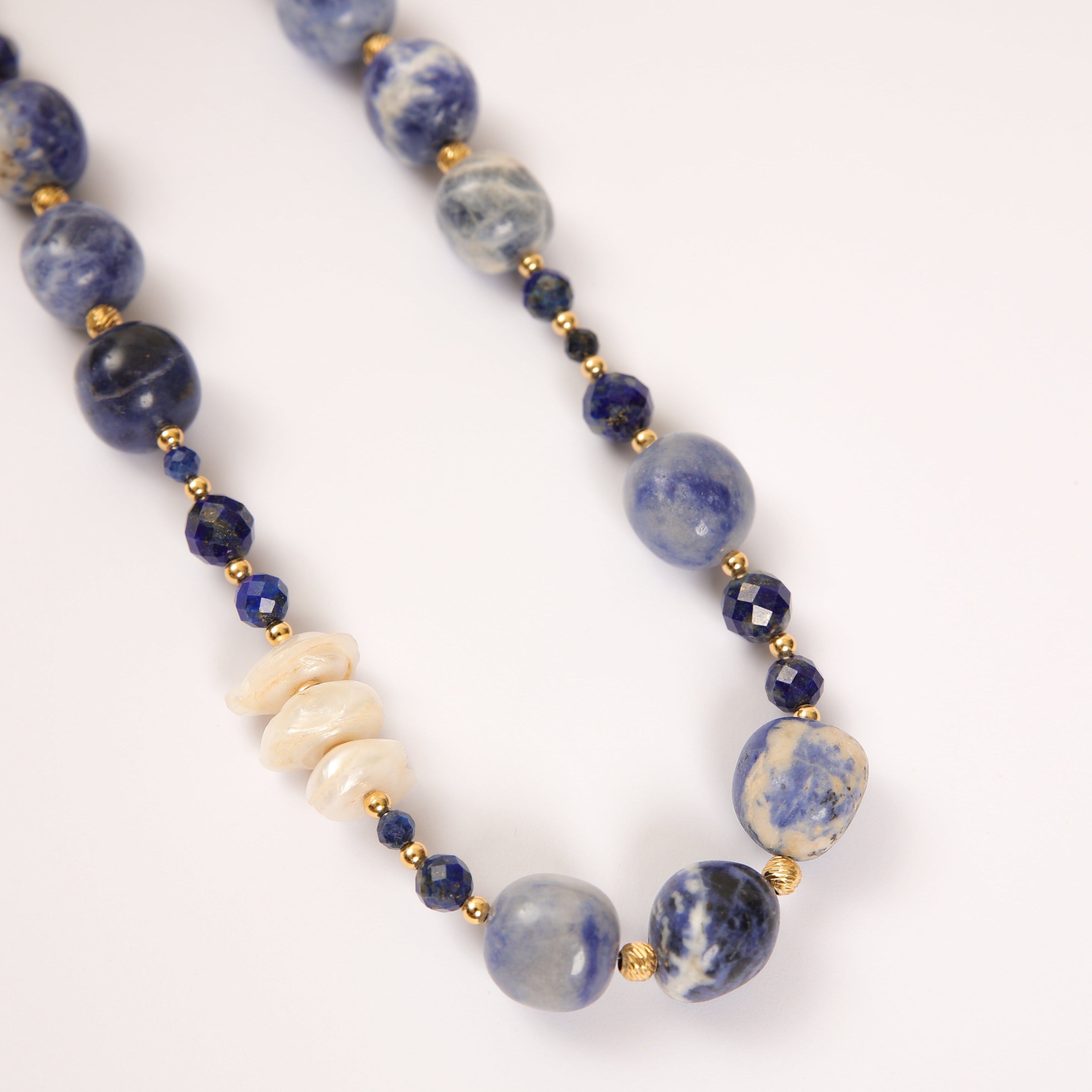 Collares de lapislázuli y sodalita