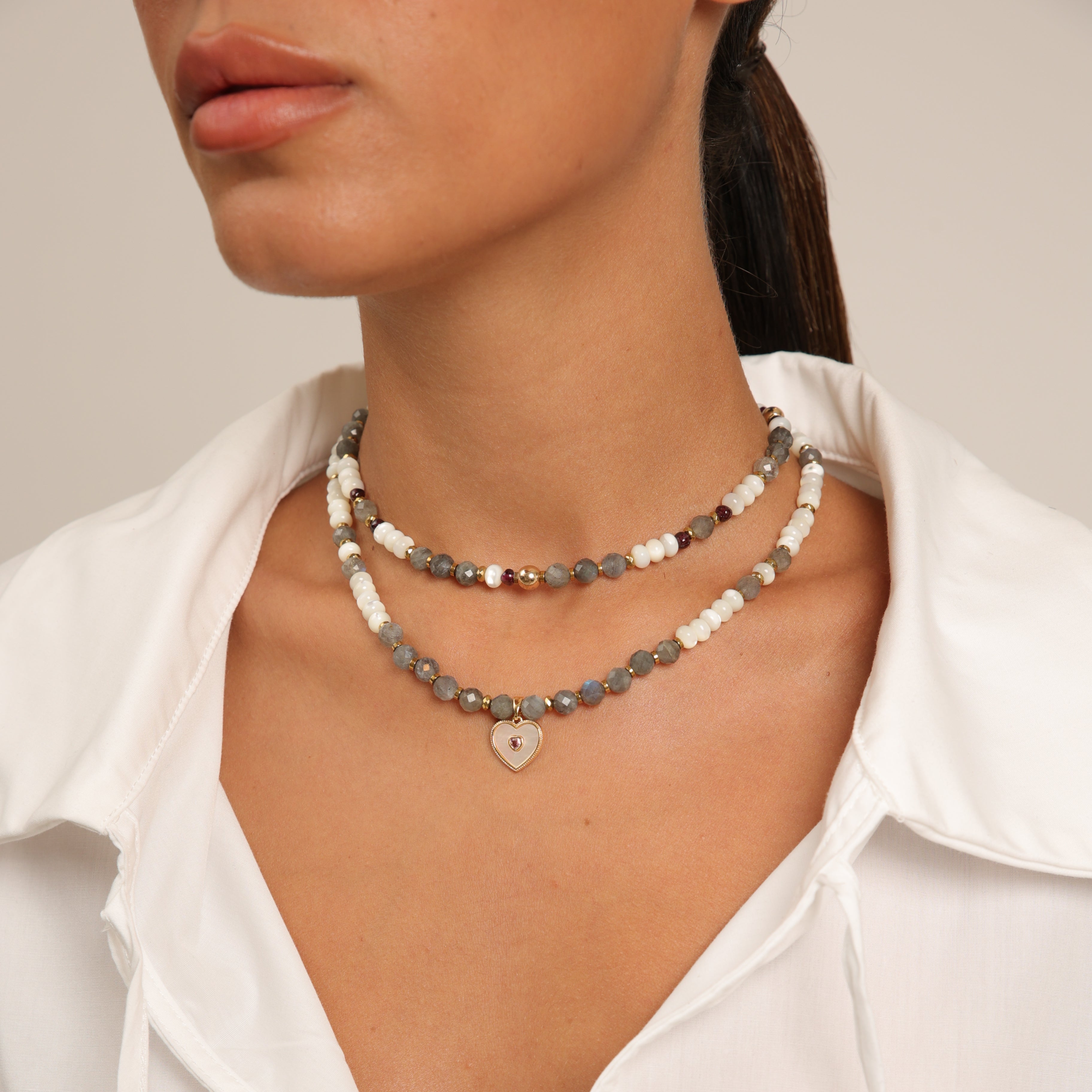 Gargantilla de labradorita y nรกcar