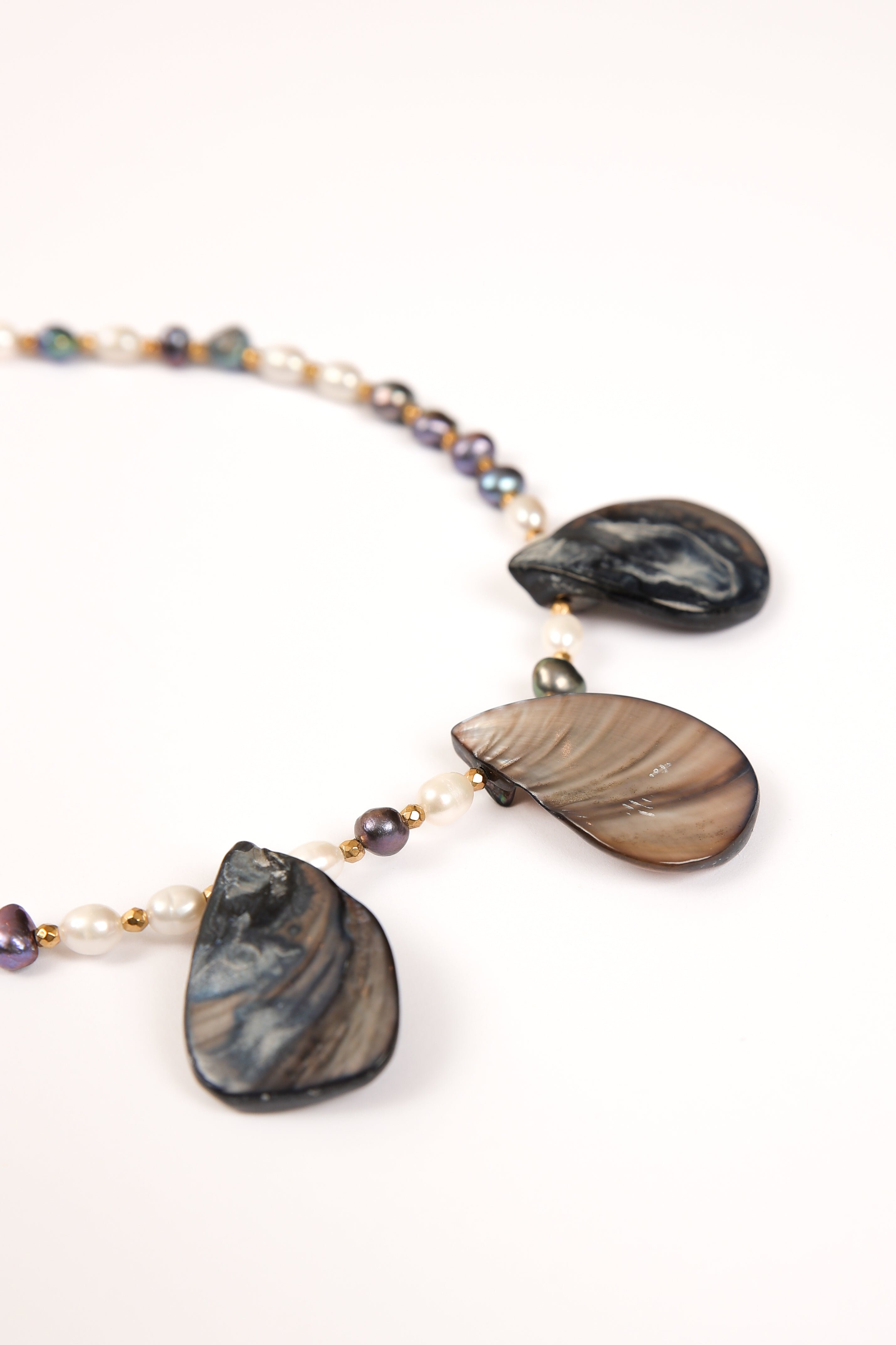 Pearl Choker - Black Abalone Shells