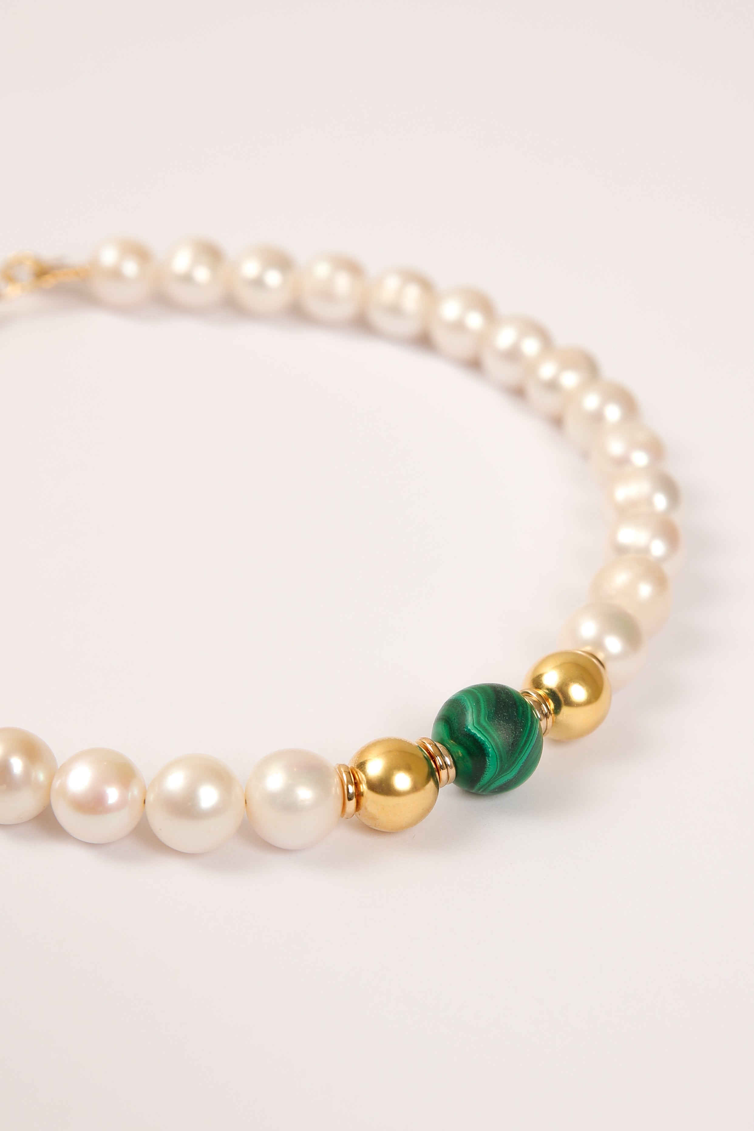 Pearl Necklace with Malachite