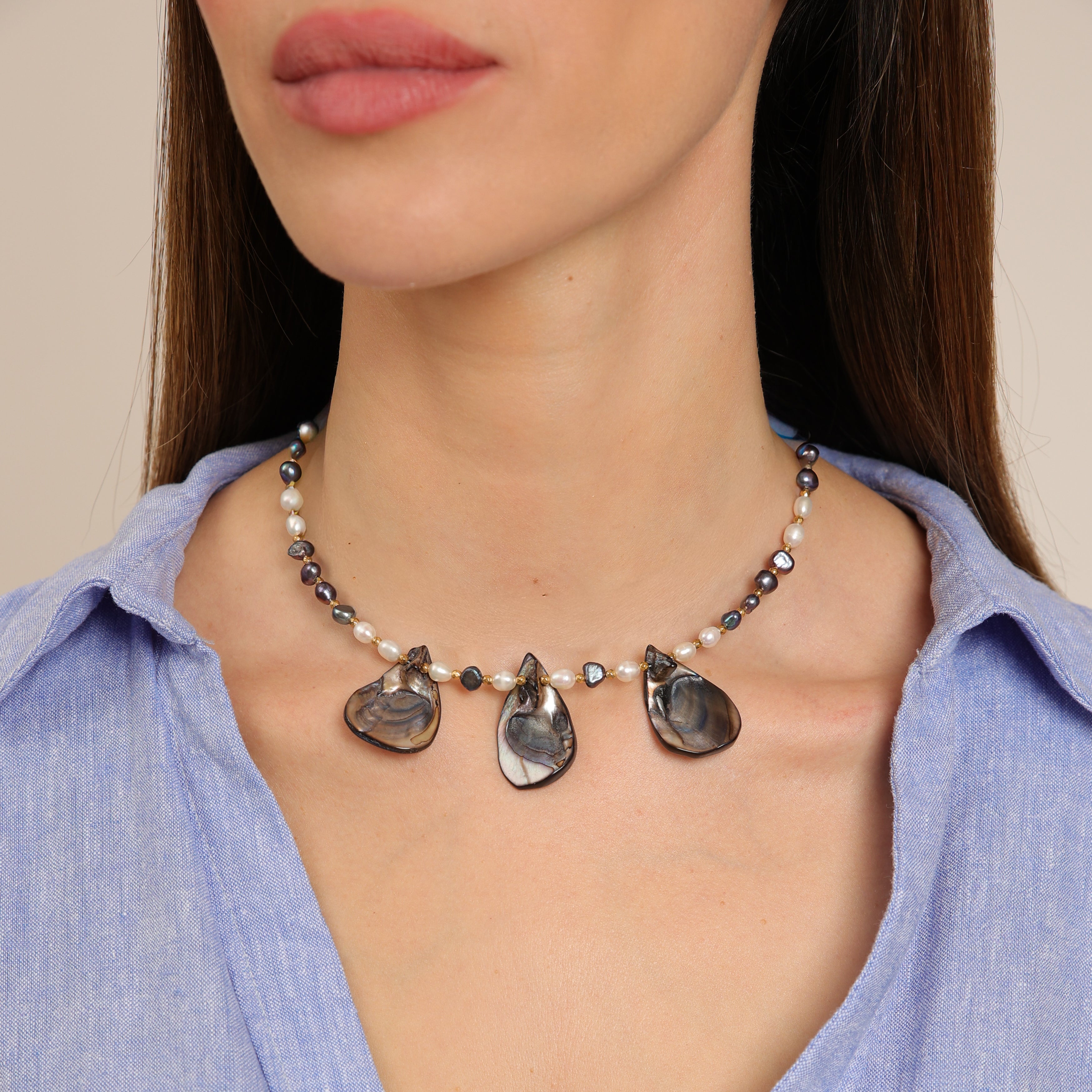Gargantilla de perlas - Conchas de abulón negro