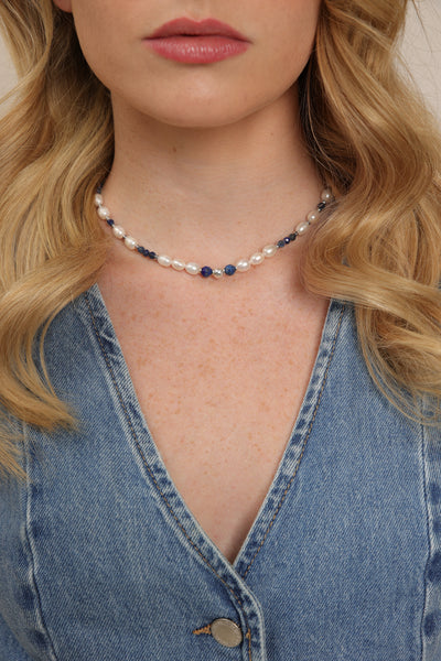 Pearl Necklace with Lapis Lazuli