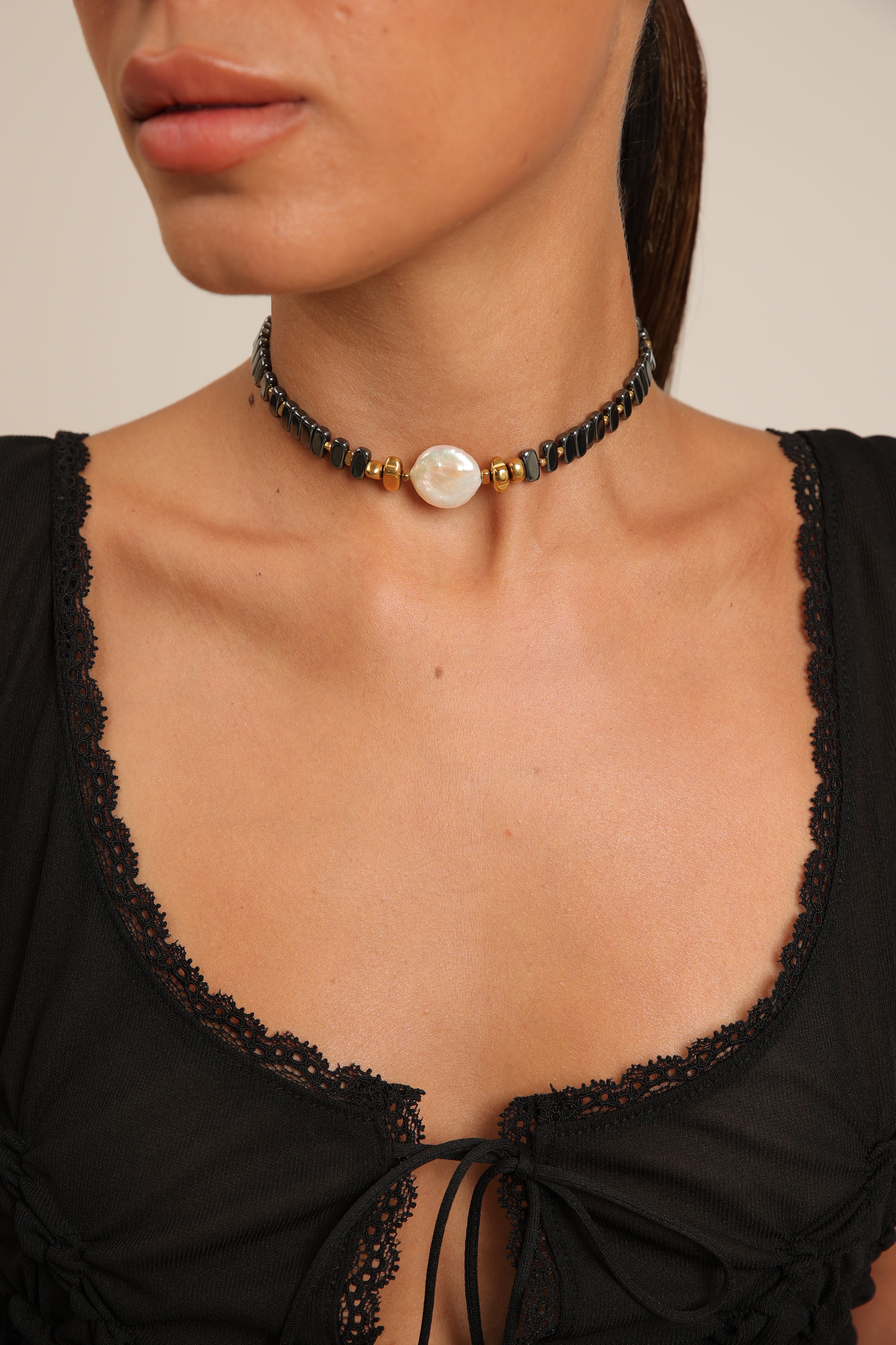 Hematite Choker and Central Pearl