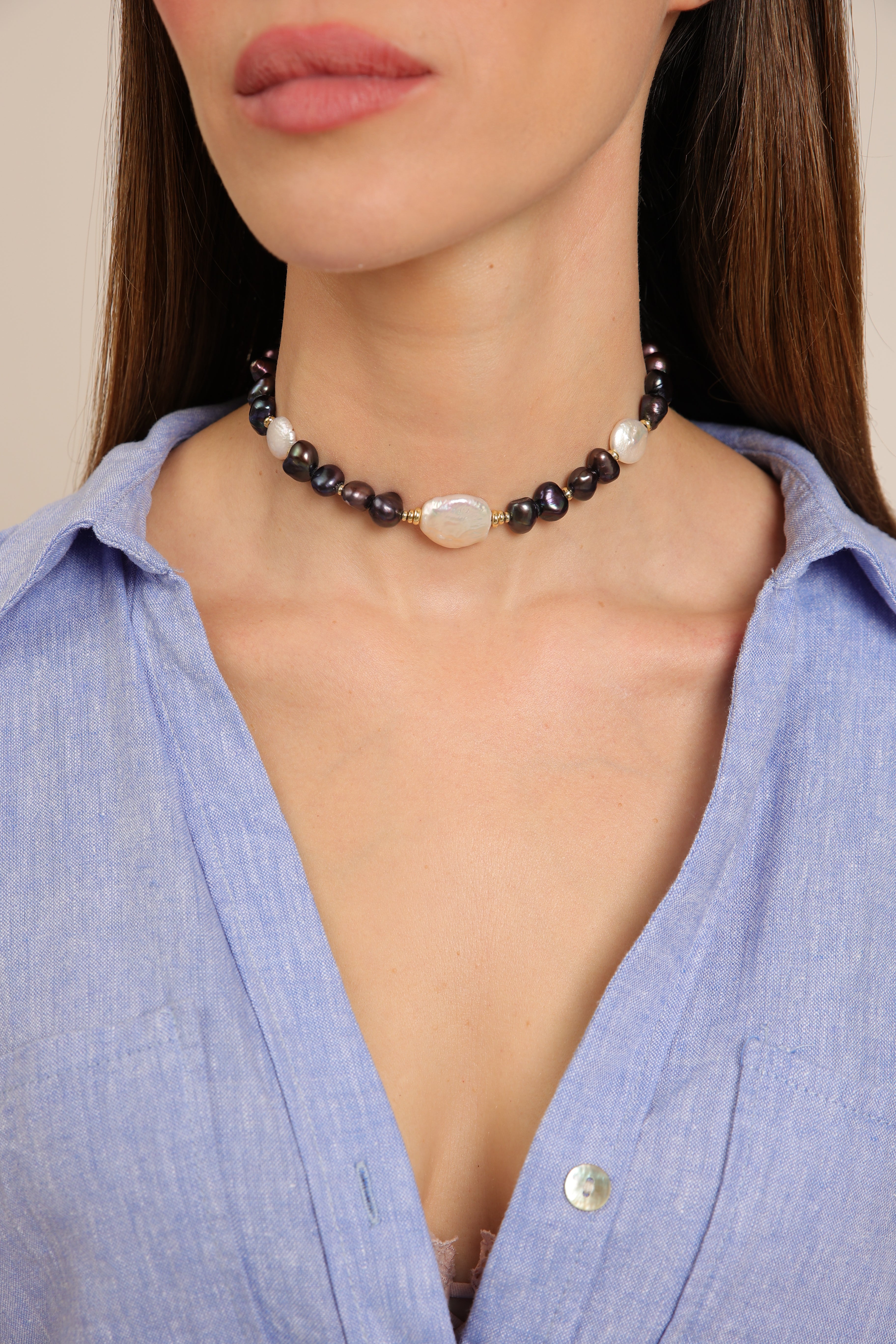 Pearl Choker - Black & White Pearls