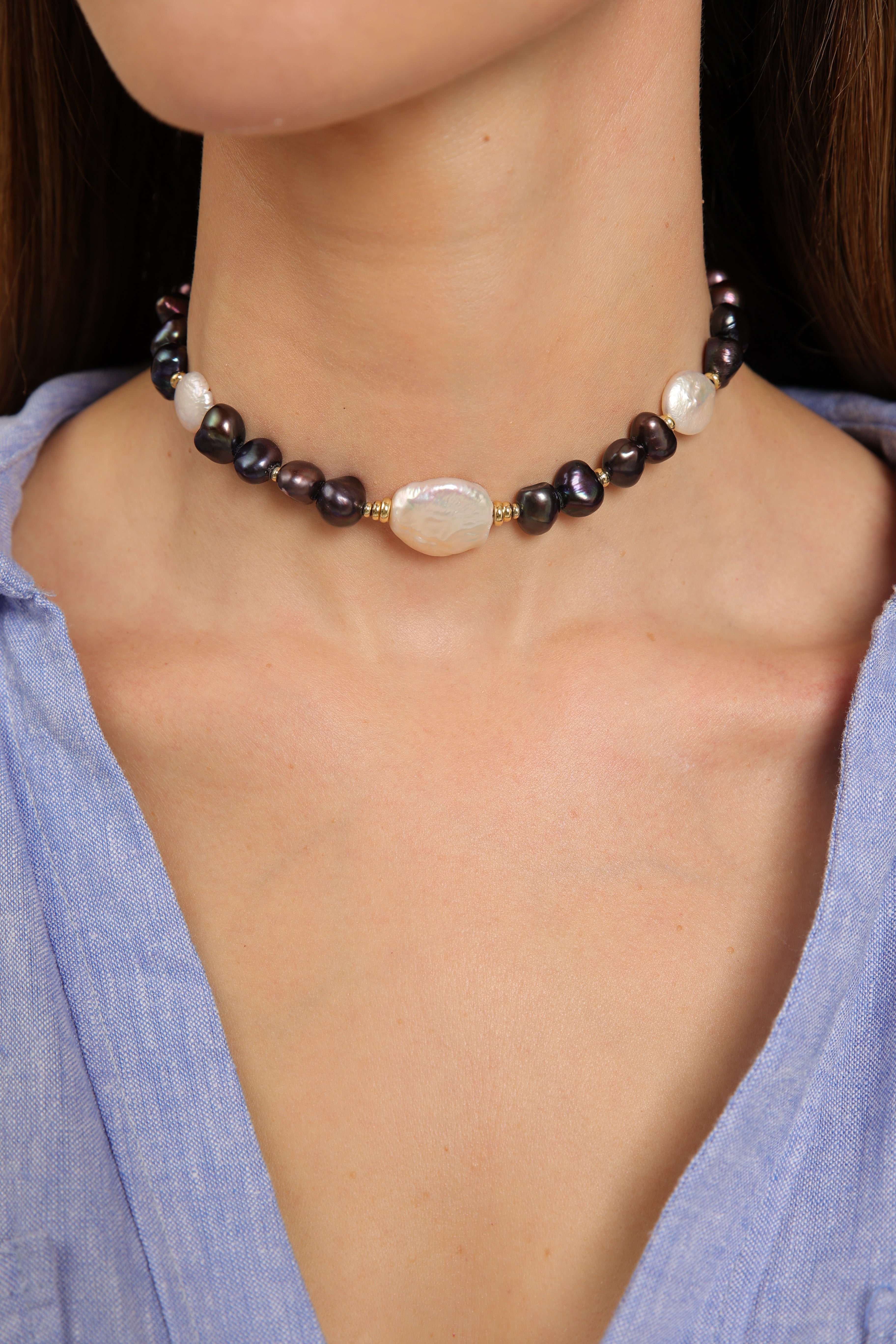 Pearl Choker - Black & White Pearls