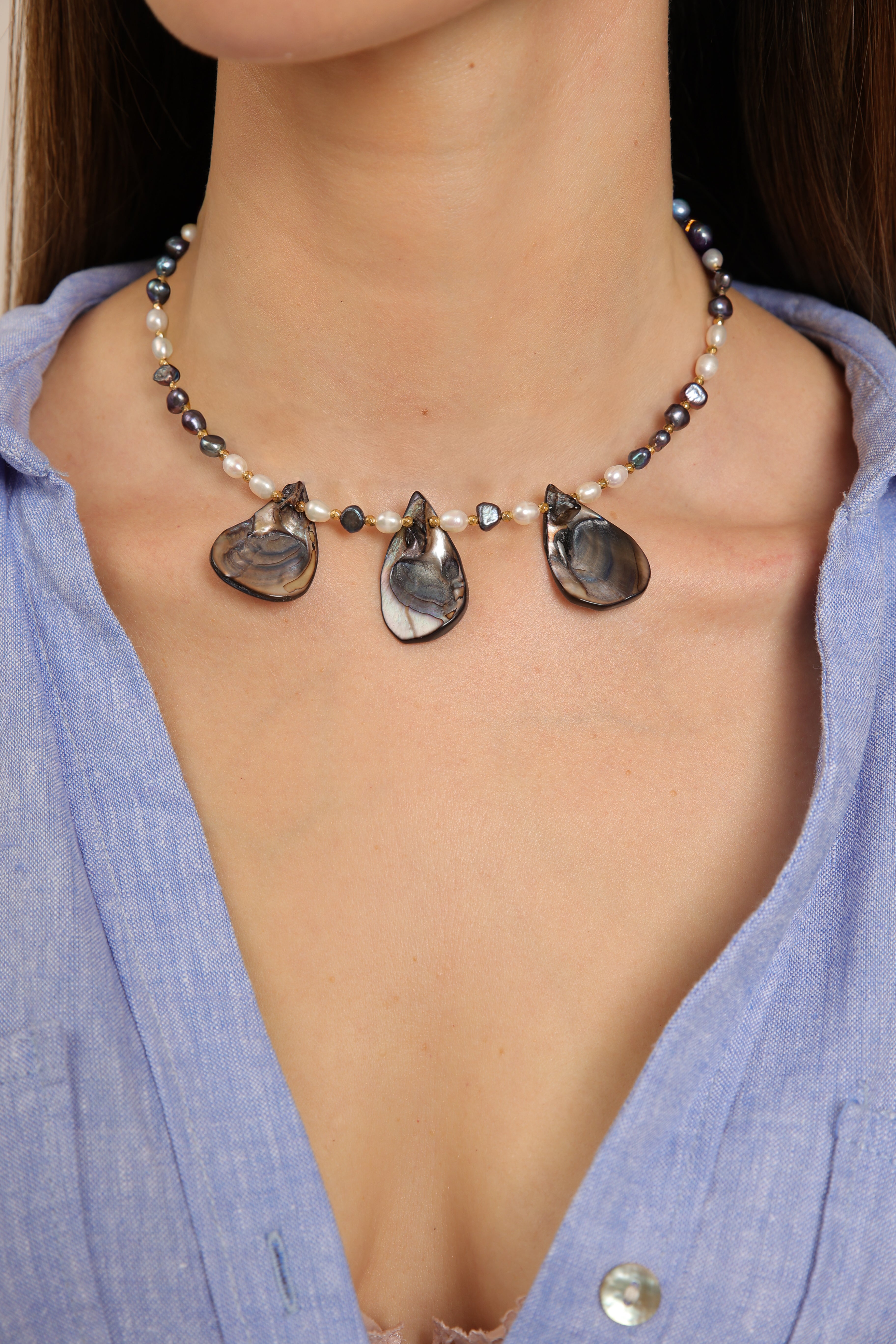 Pearl Choker - Black Abalone Shells