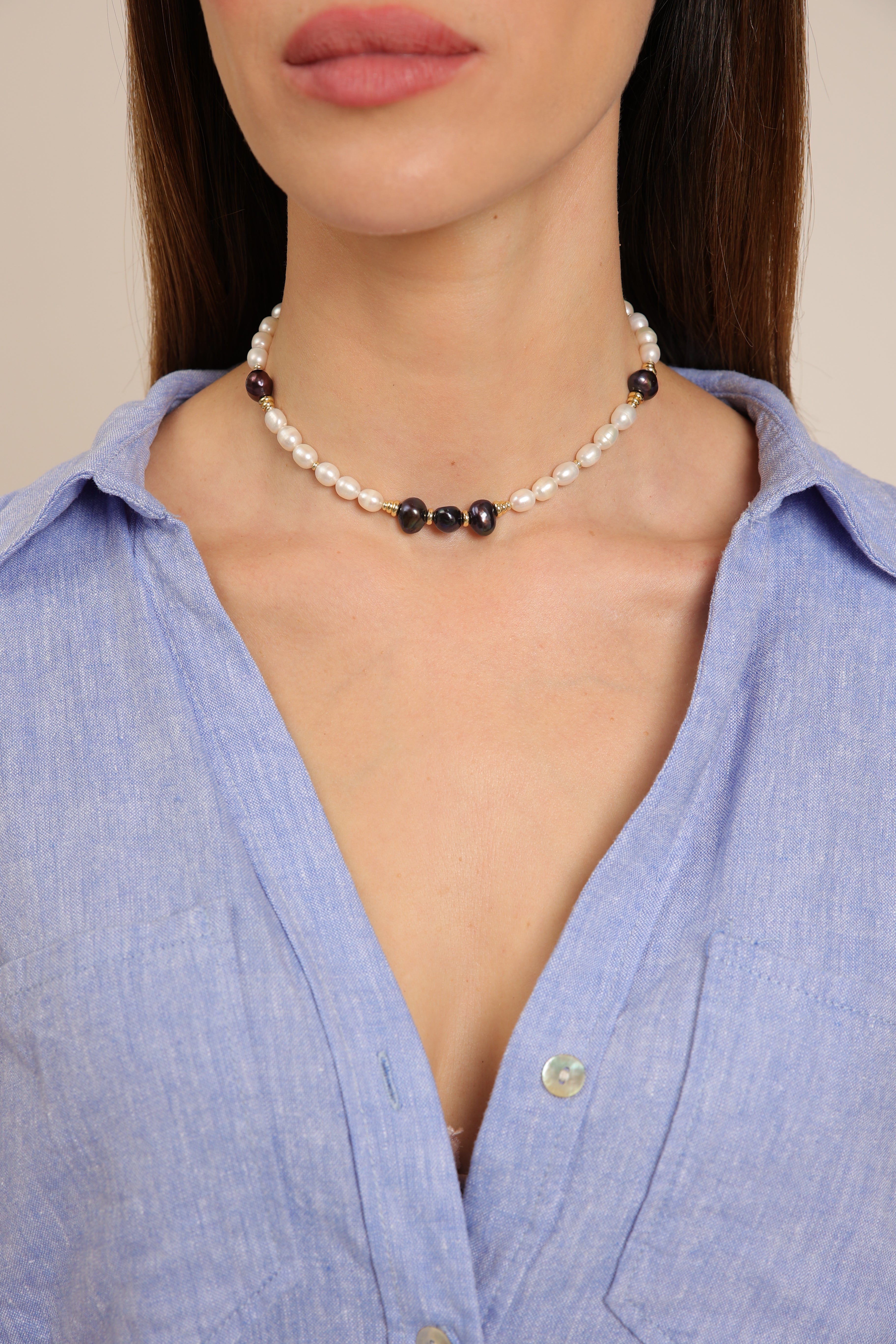 Pearl Choker - White & BlackPearls