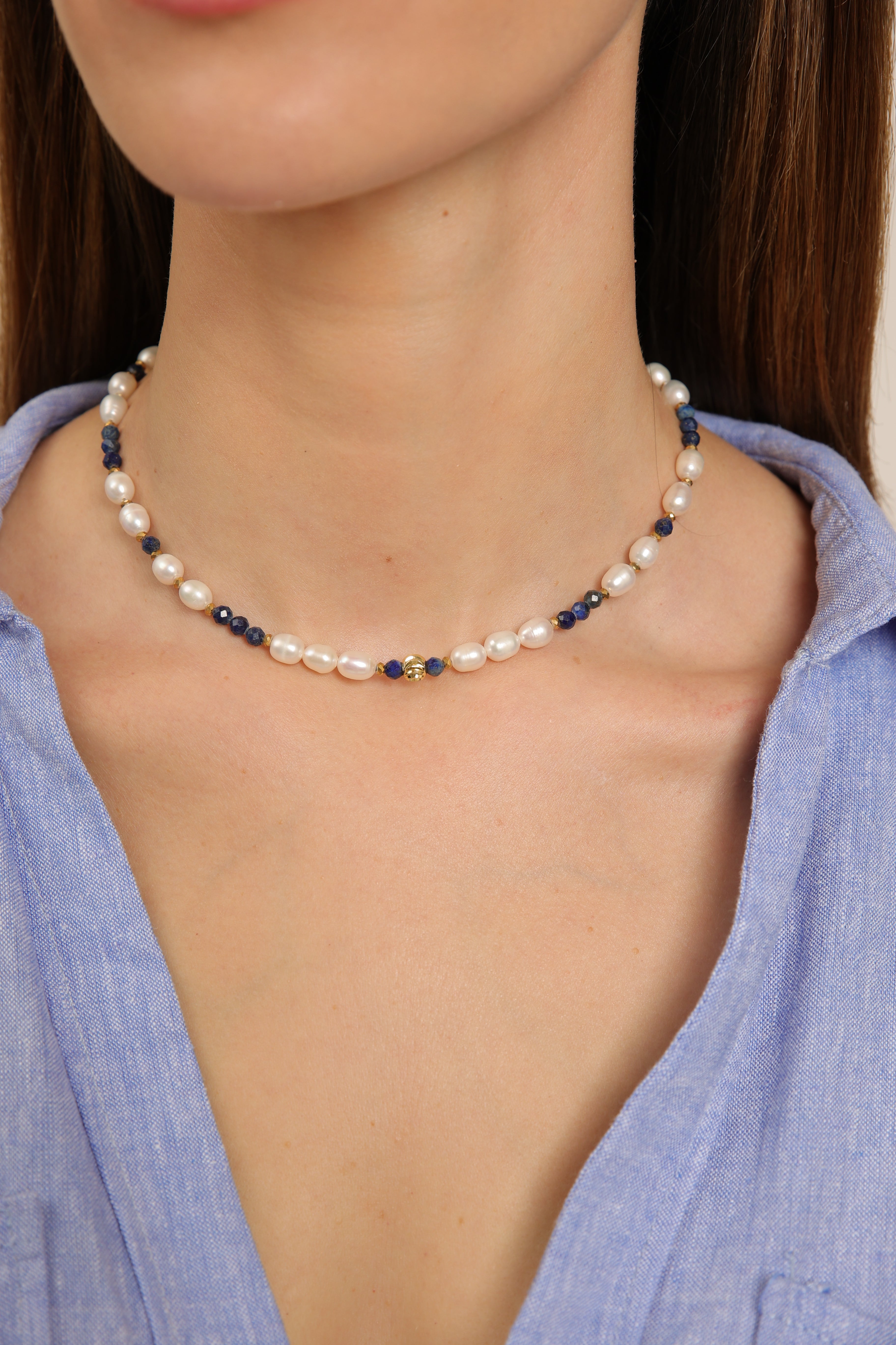 Pearl Necklace with Lapis Lazuli