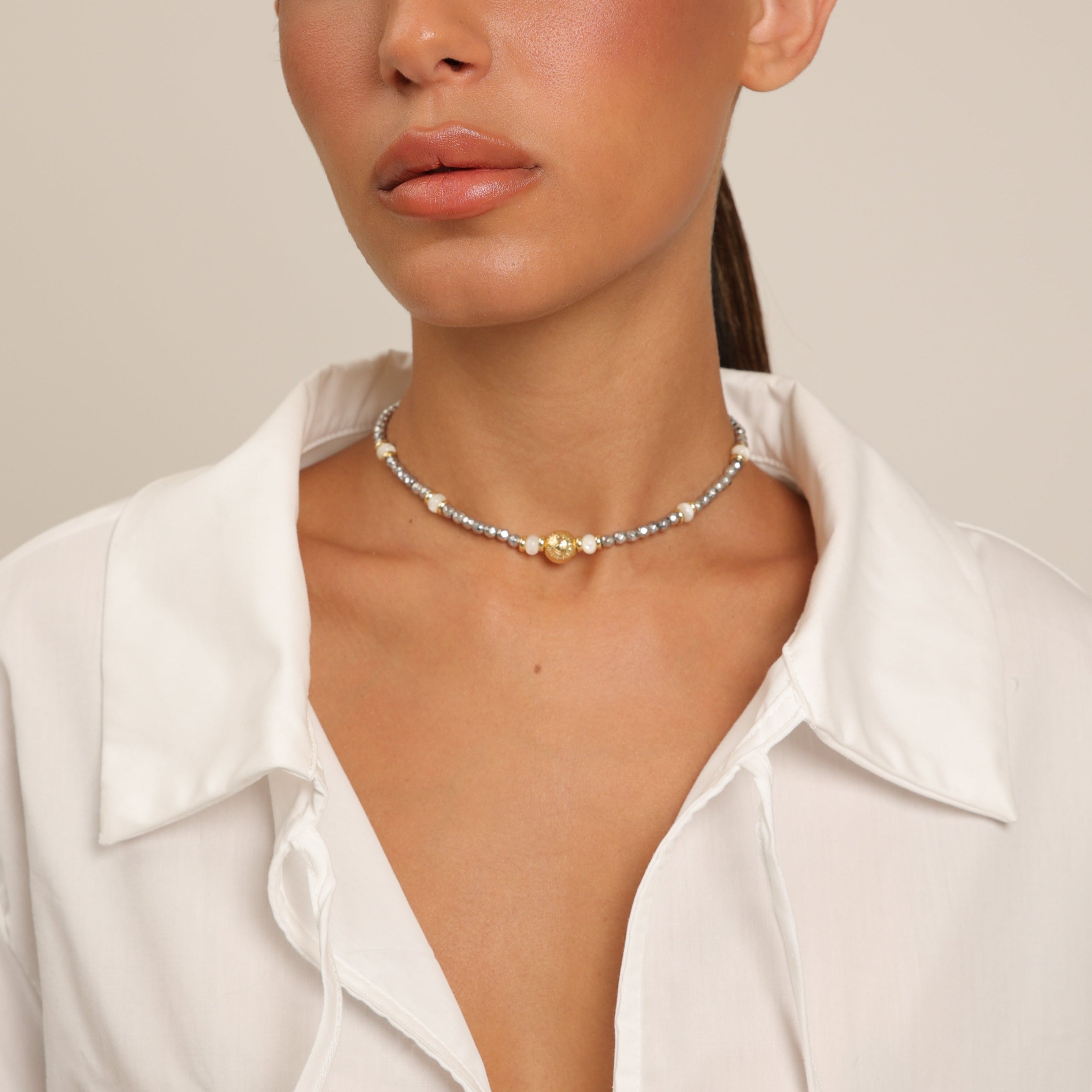 Hematite Choker with Mother of Pearl