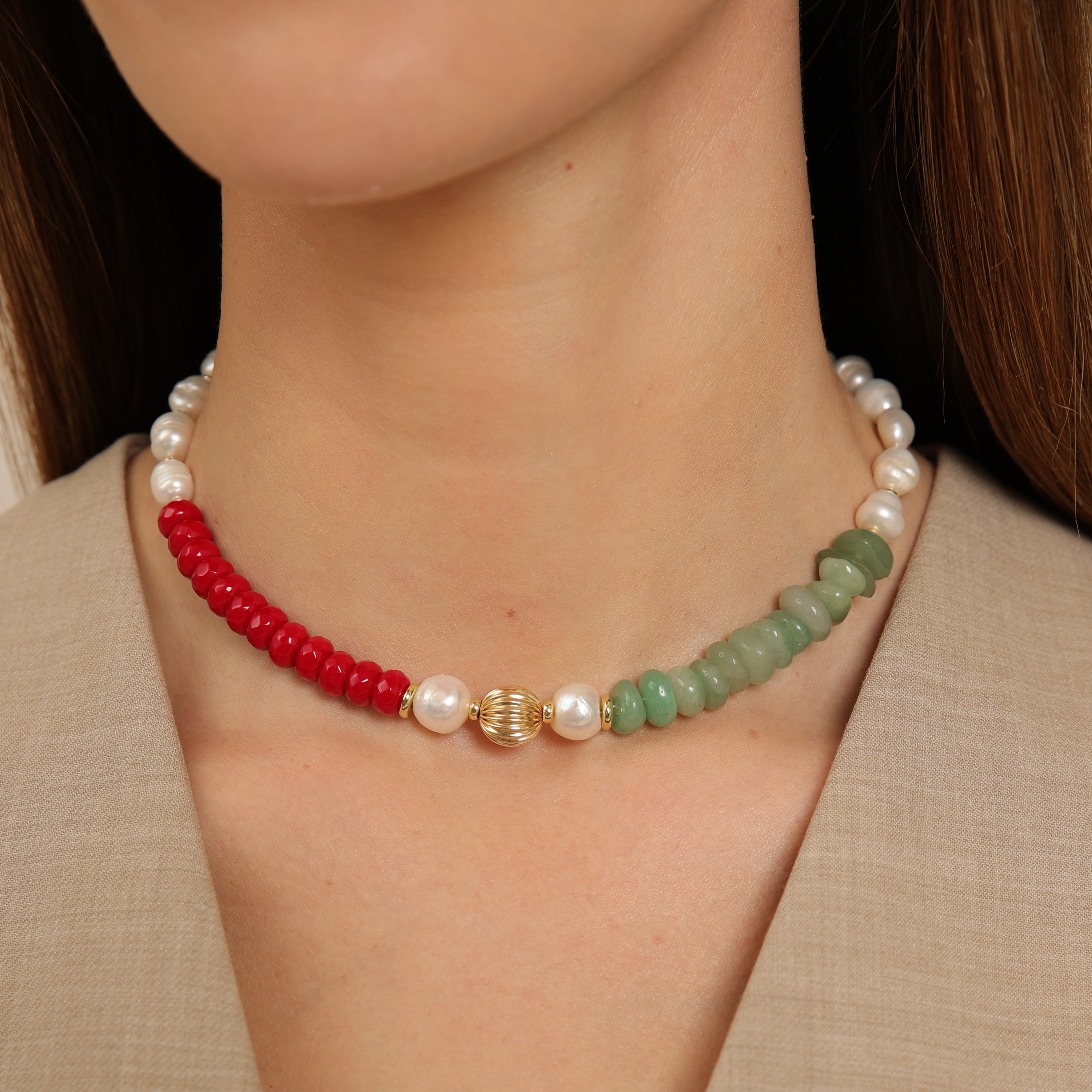 Gargantilla de aventurina, jade y perla