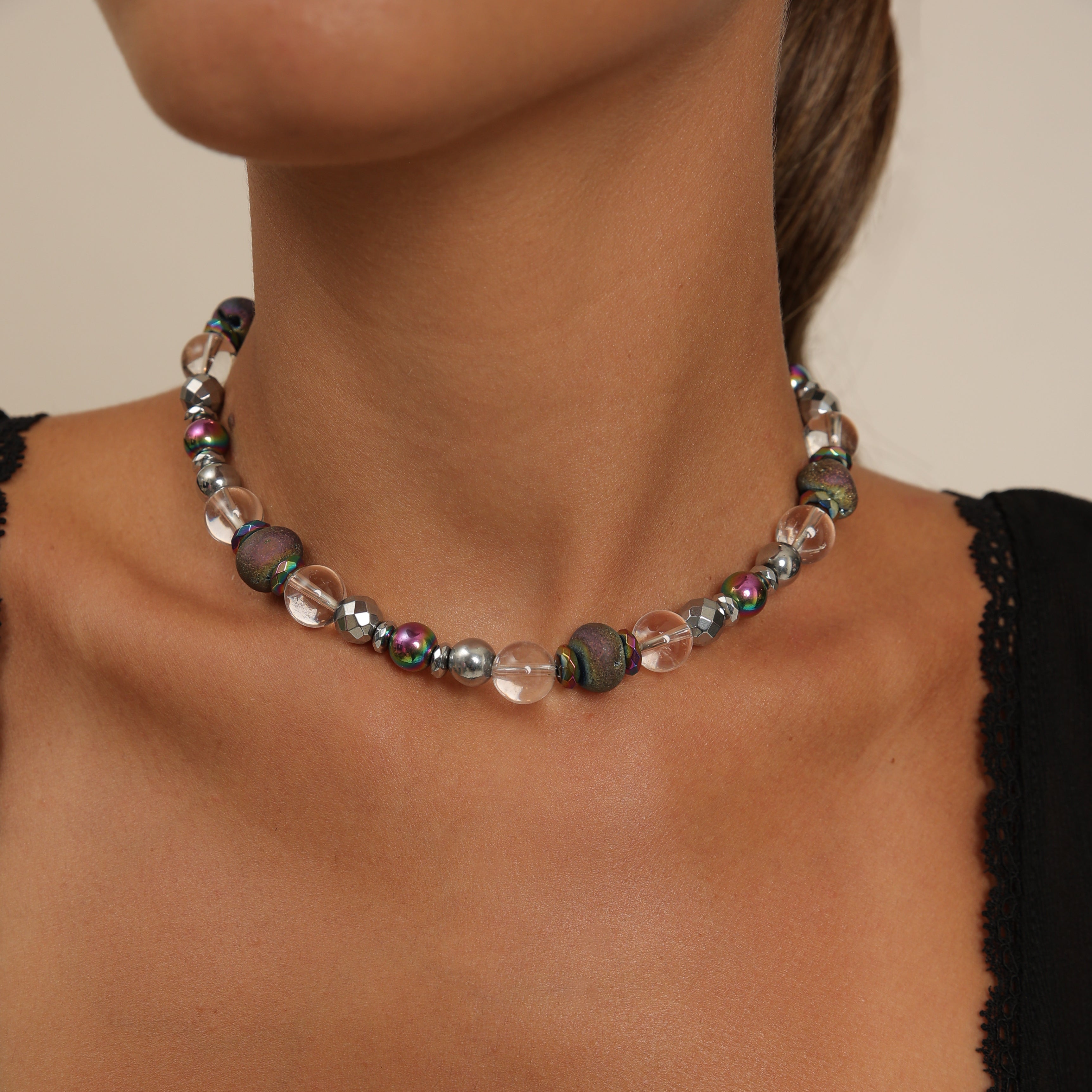 Gargantilla de ágata y cuarzo