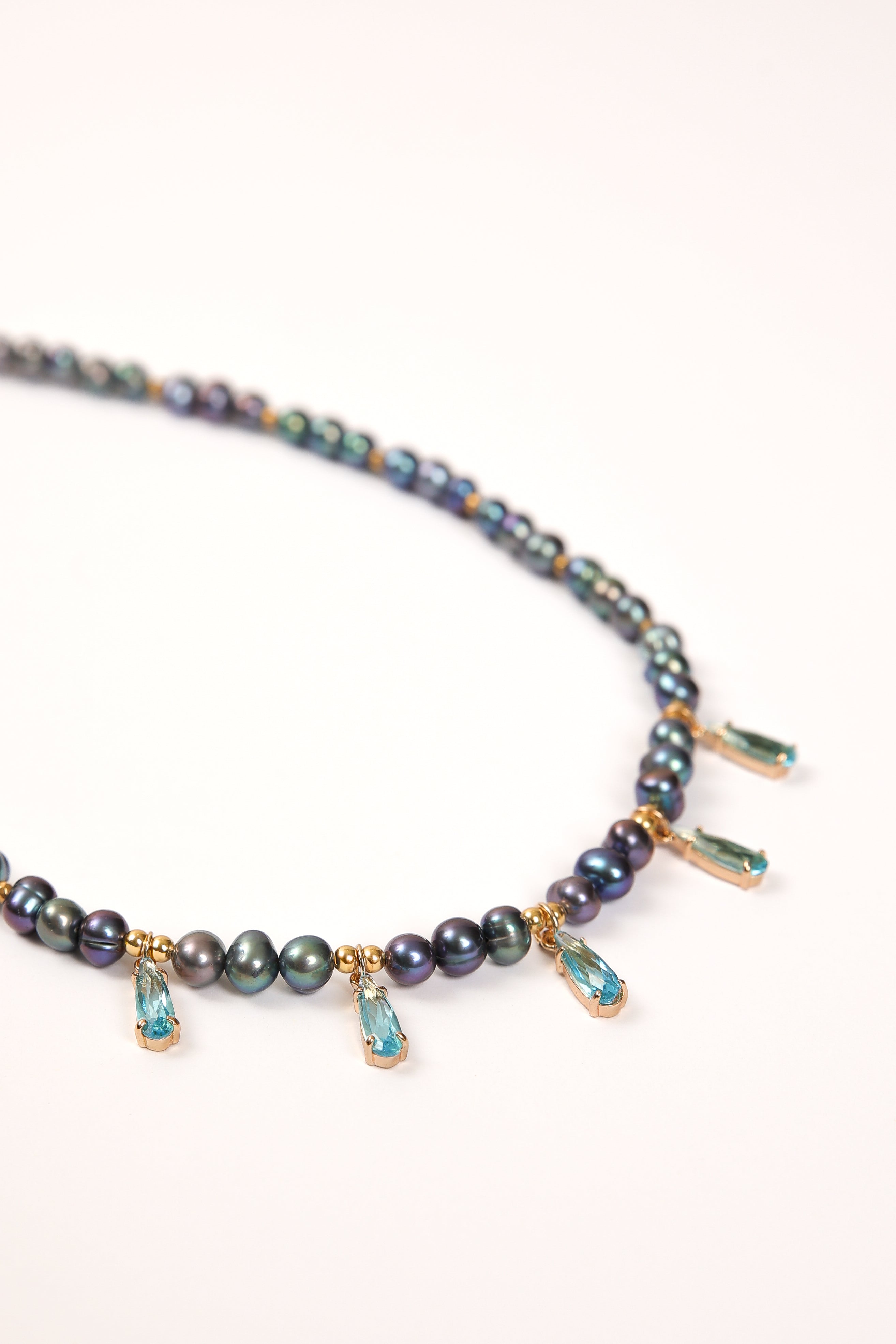 Pearl Necklace with Peacock Pearls